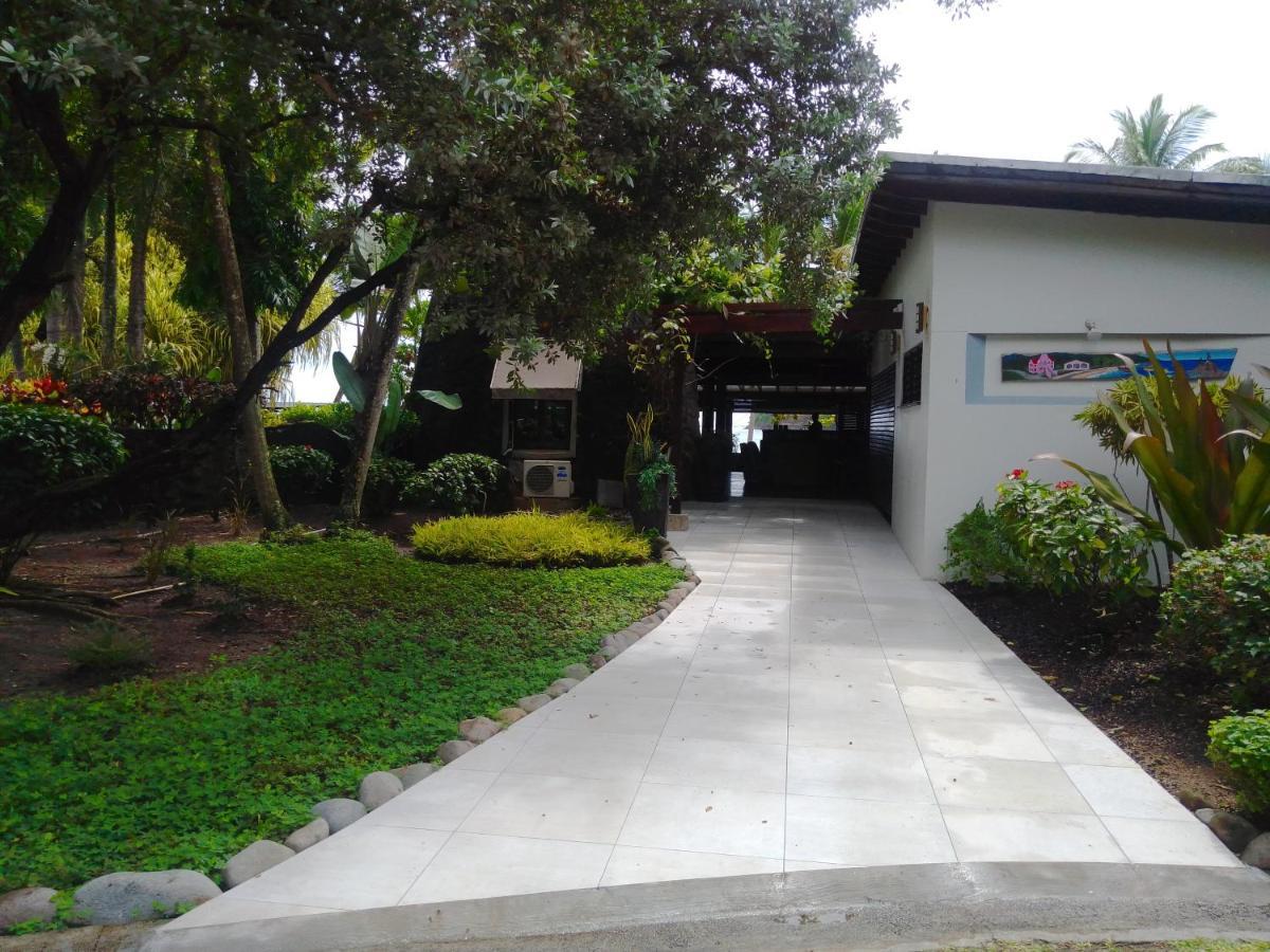 La Sagesse Hotel, Restaurant And Beach Bar Exterior photo