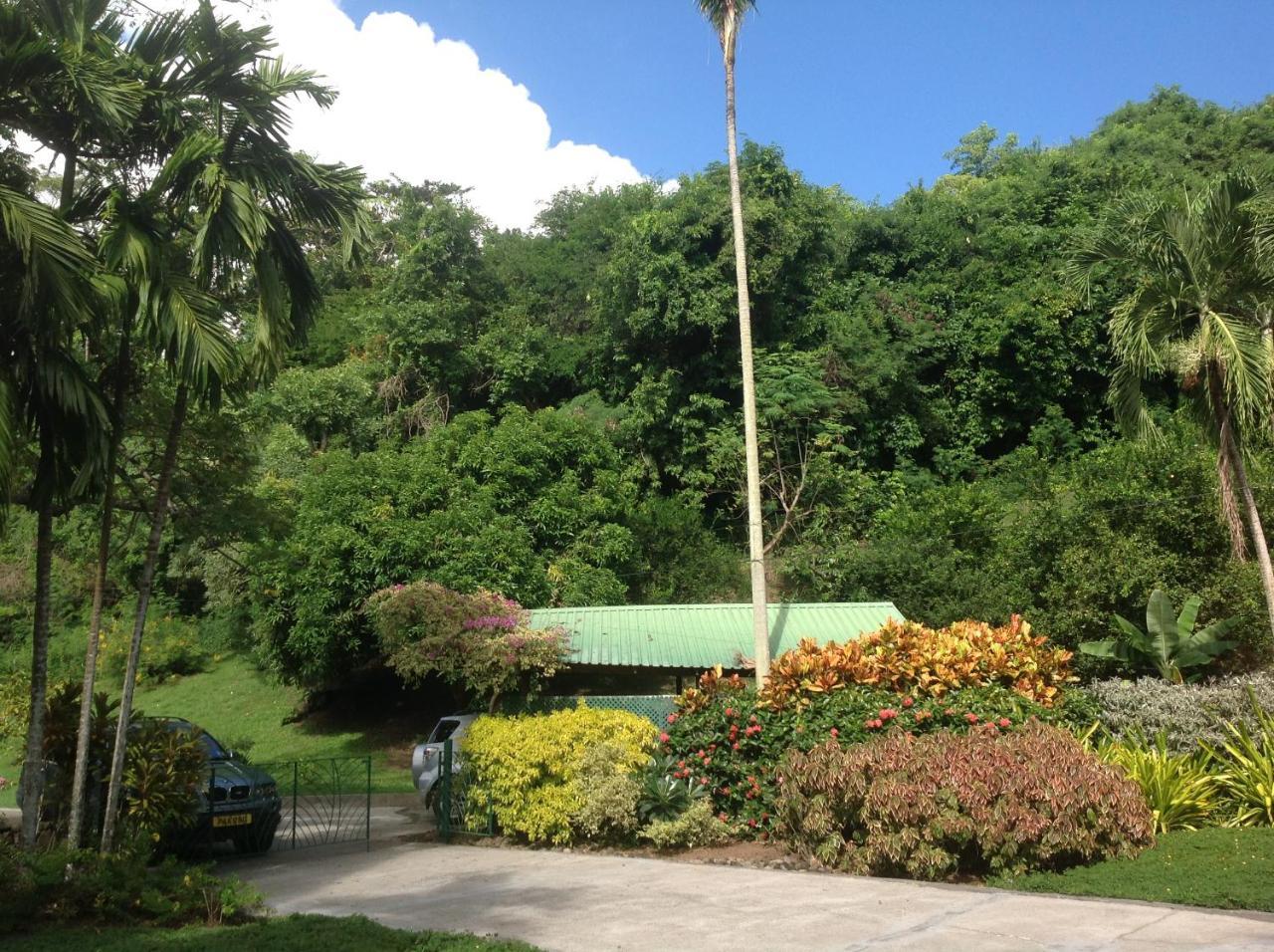 La Sagesse Hotel, Restaurant And Beach Bar Exterior photo